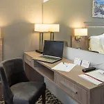 Отель Western Premier Hills 4*