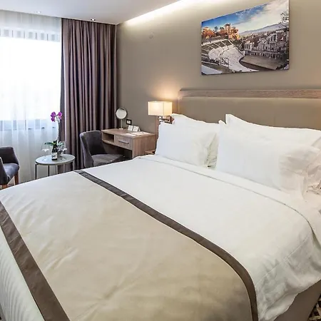Otel Western Premier Hills 4*
