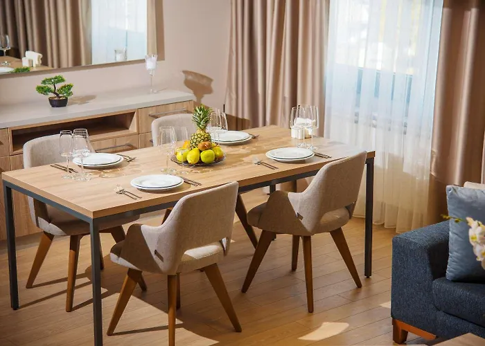 Western Premier Hills Ξενοδοχείο 4*