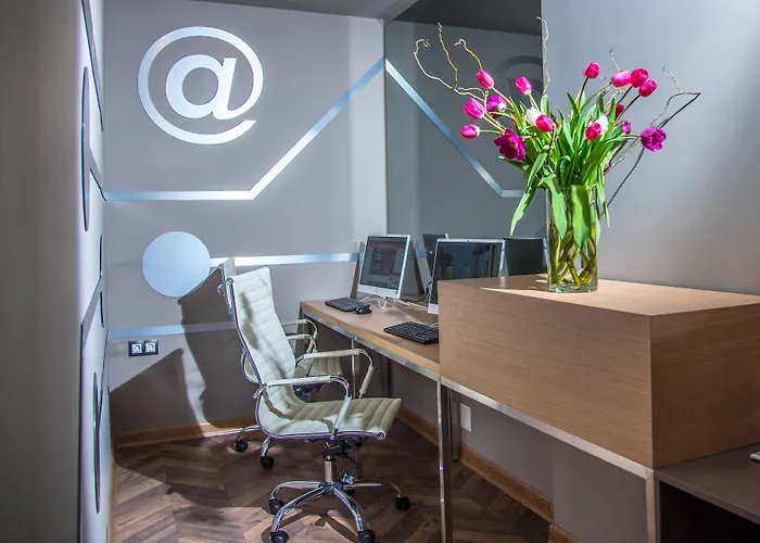 Western Premier Hills 4*