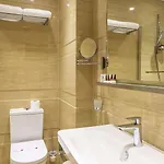 Western Premier хилс 4*