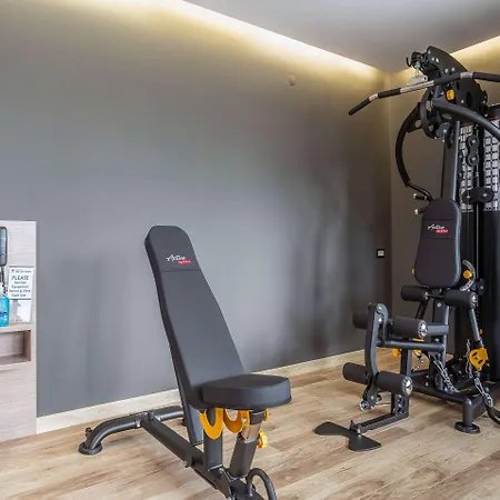 Western Premier Hills Ξενοδοχείο 4*