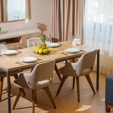 Western Premier Hills فندق 4*