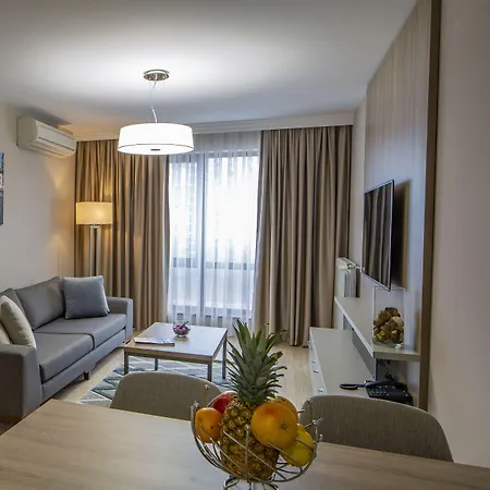 Отель Western Premier Hills 4*