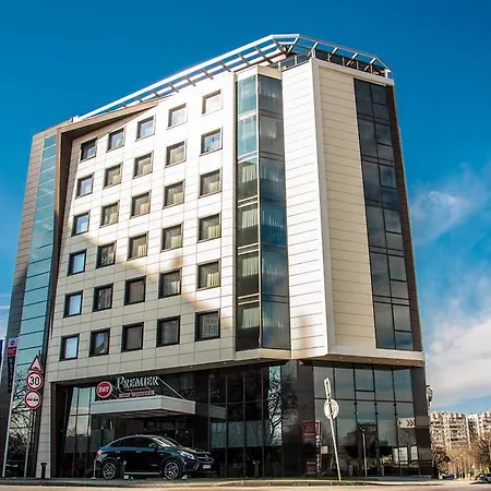 Western Premier Hills Hotel 4*